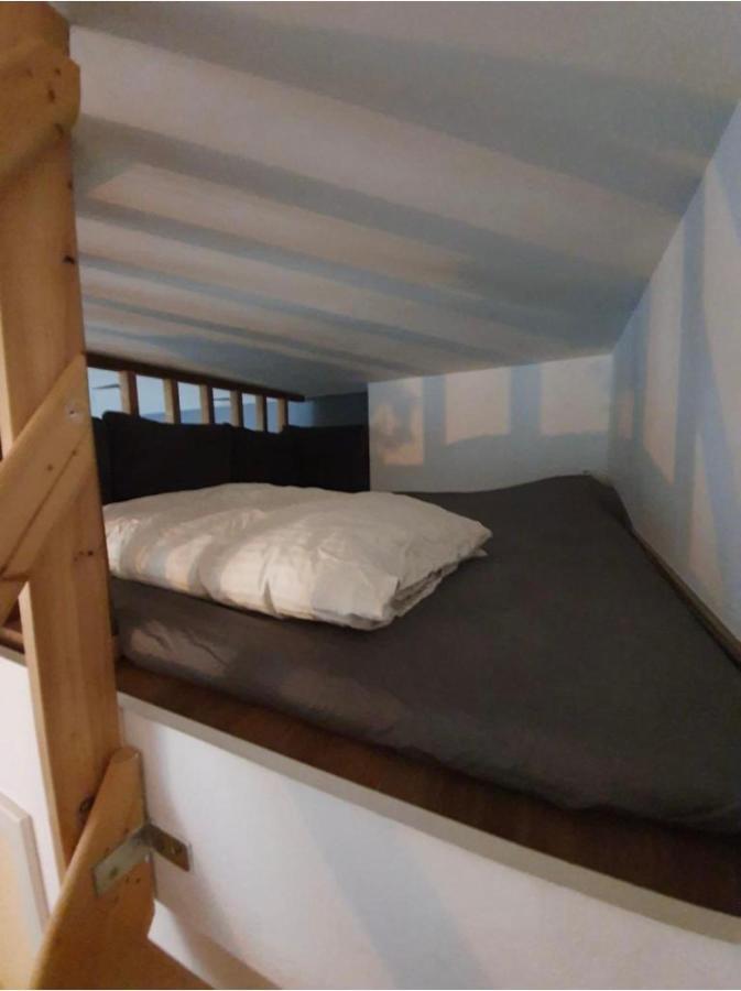 Modern Studio With Mezzanine Le Mont-Sur-Lausanne Exterior photo
